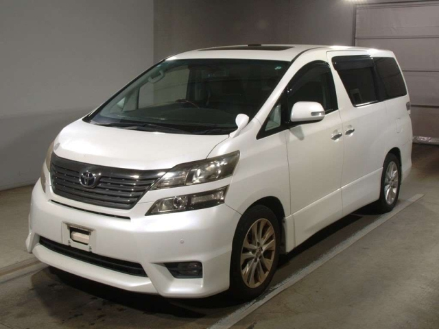 TOYOTA VELLFIRE 2010
