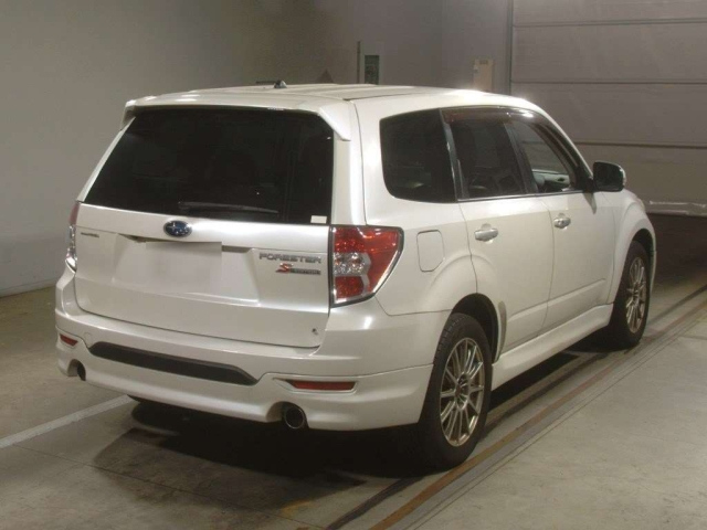 SUBARU FORESTER 2011