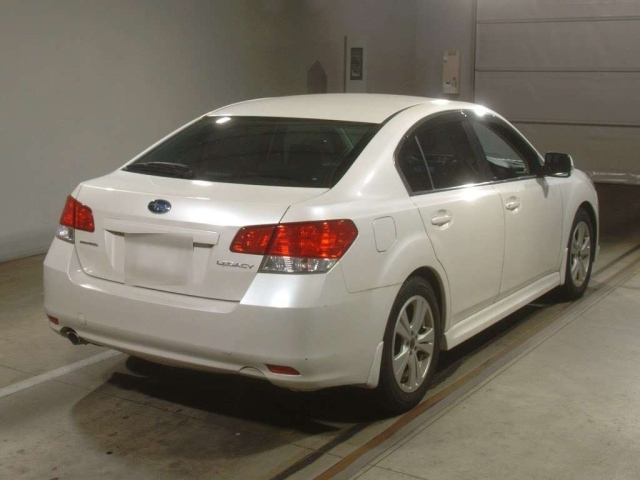 SUBARU LEGACY B4 2010