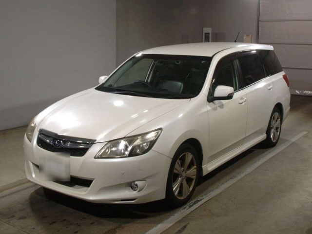 SUBARU EXIGA 2014