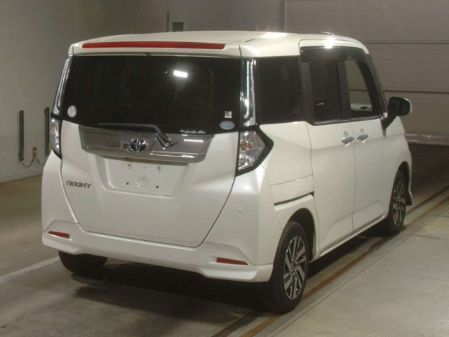 TOYOTA ROOMY 2021