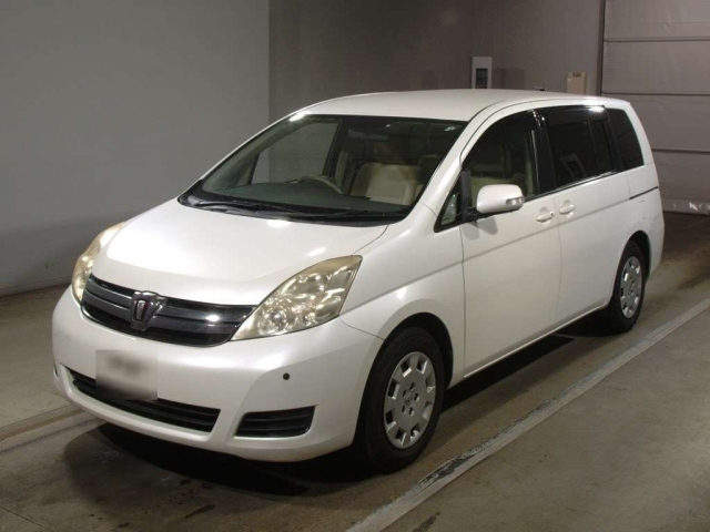 TOYOTA ISIS 2011