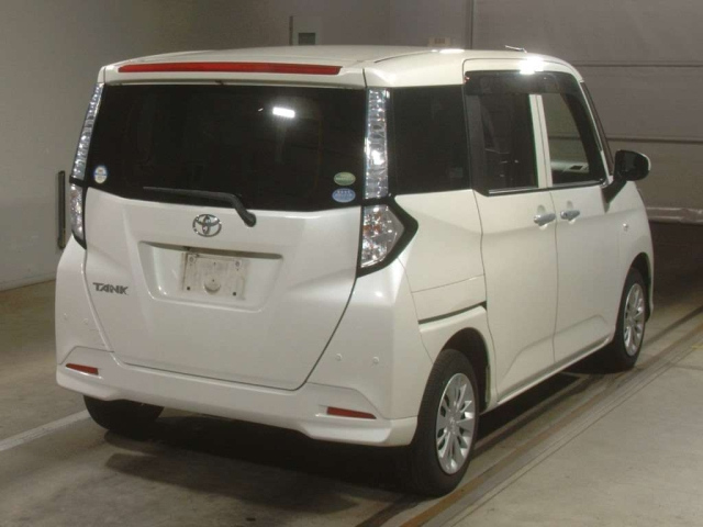 TOYOTA TANK 2020