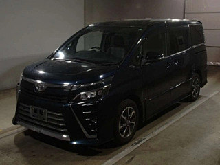 TOYOTA VOXY 2020