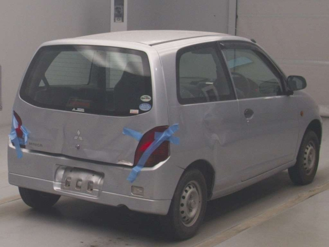 MITSUBISHI MINICA 2010