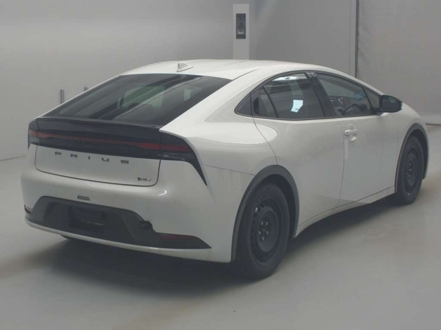 TOYOTA PRIUS 2025