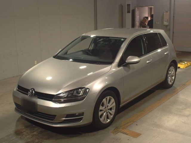 VOLKSWAGEN GOLF 2016