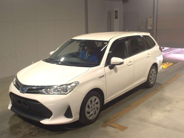 TOYOTA COROLLA FIELDER 2019