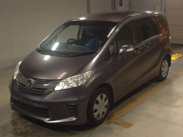 HONDA FREED 2016