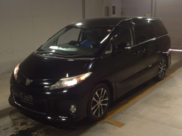TOYOTA ESTIMA 2013