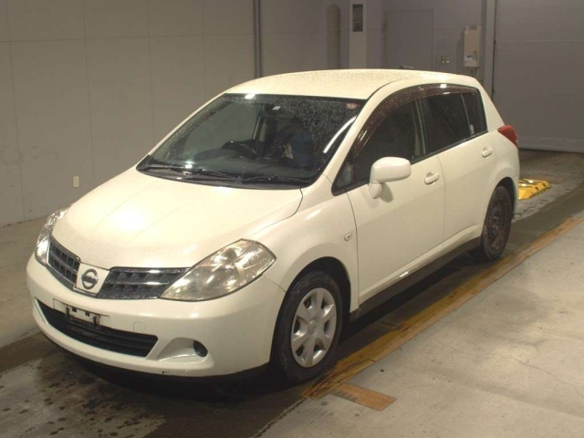 NISSAN TIIDA 2008