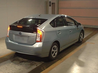 TOYOTA PRIUS 2012