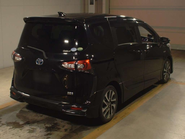TOYOTA SIENTA 2019