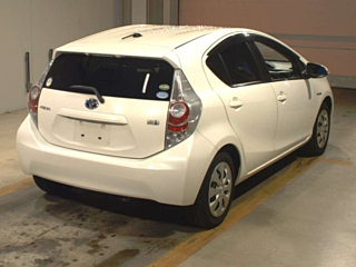 TOYOTA AQUA 2014