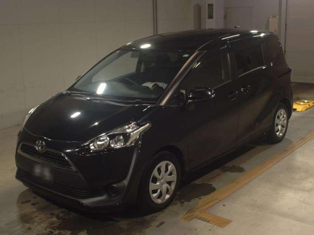 TOYOTA SIENTA 2015