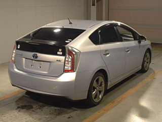 TOYOTA PRIUS 2014
