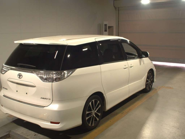 TOYOTA ESTIMA 2012