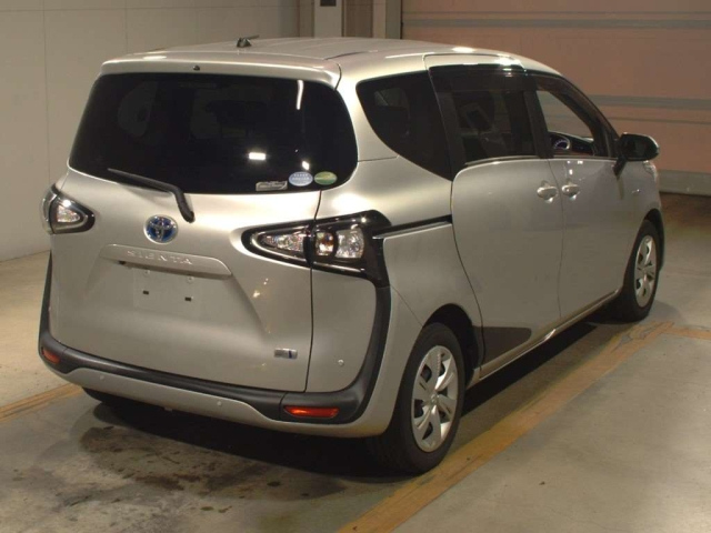 TOYOTA SIENTA 2019