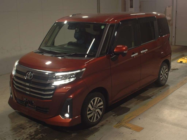 TOYOTA ROOMY 2021