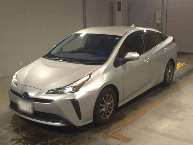 TOYOTA PRIUS 2021
