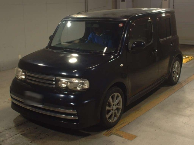 NISSAN CUBE 2010