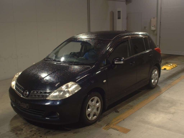 NISSAN TIIDA 2009