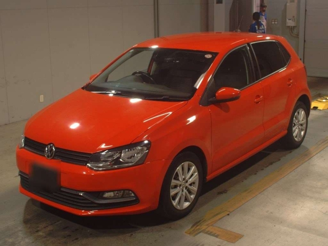 VOLKSWAGEN POLO 2016
