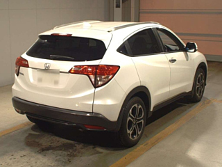 HONDA VEZEL 2015