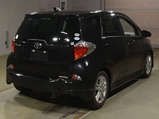 TOYOTA RACTIS 2011