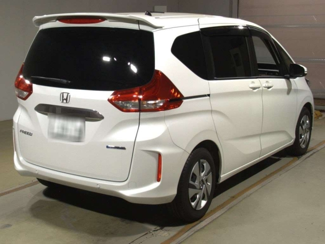 HONDA FREED 2024