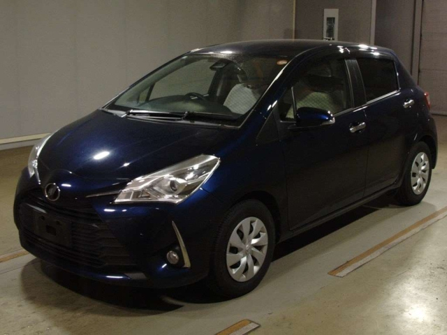 TOYOTA VITZ 2019