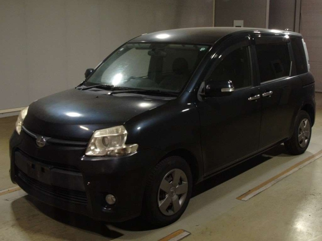 TOYOTA SIENTA 2012