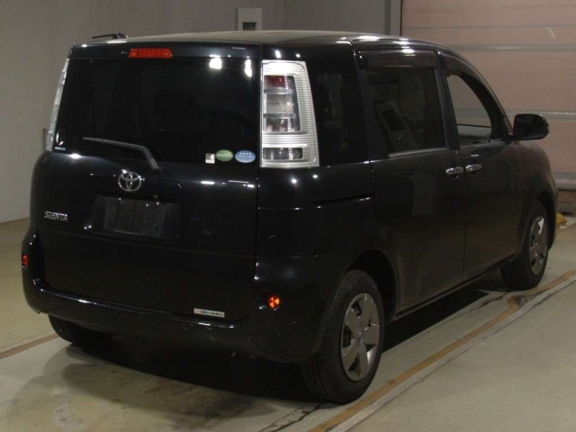 TOYOTA SIENTA 2012