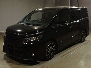 TOYOTA VOXY 2016