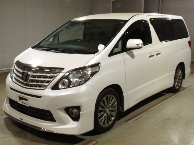TOYOTA ALPHARD 2013