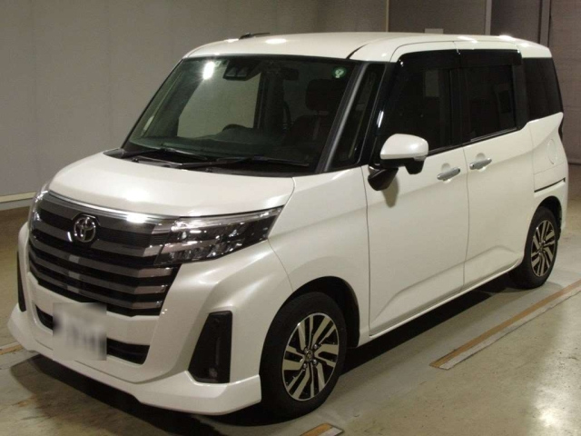 TOYOTA ROOMY 2024