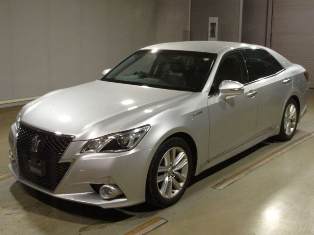 TOYOTA CROWN 2013