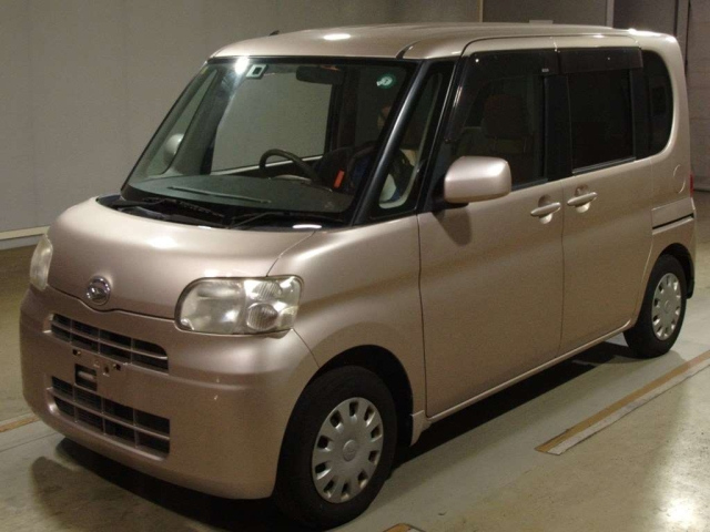 DAIHATSU TANTO 2008
