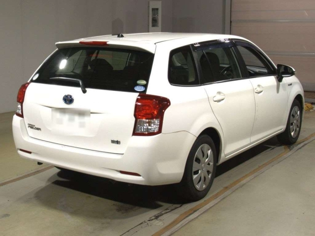 TOYOTA COROLLA FIELDER 2014
