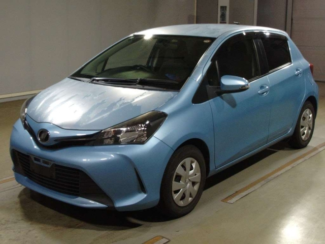 TOYOTA VITZ 2014