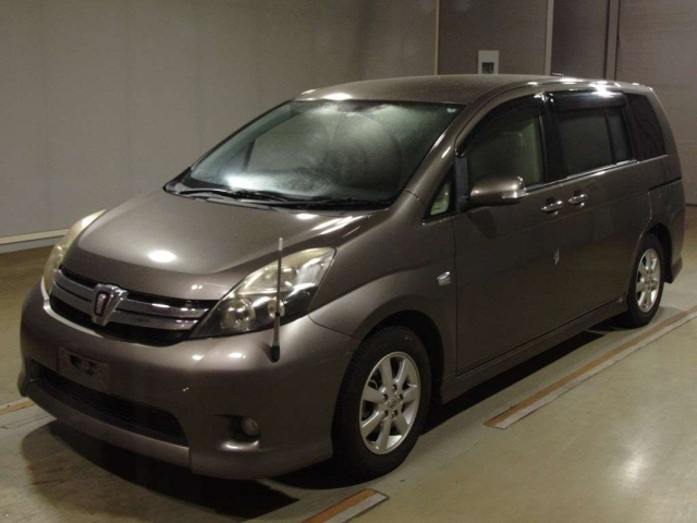 TOYOTA ISIS 2012