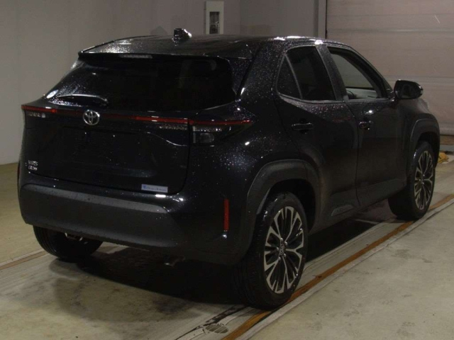 TOYOTA YARIS CROSS 2024