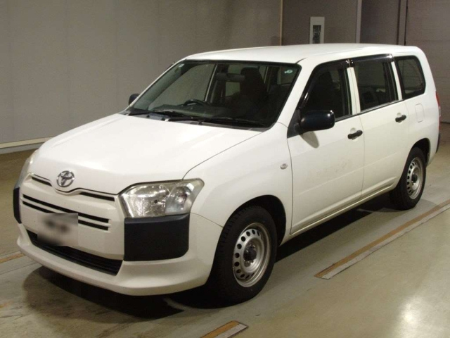 TOYOTA SUCCEED 2017