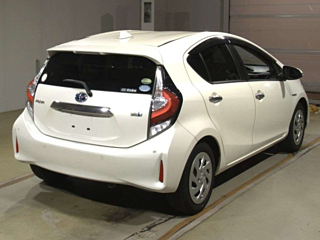 TOYOTA AQUA 2018