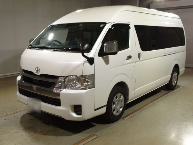 TOYOTA HIACE 2025