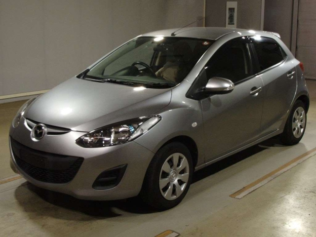 MAZDA DEMIO 2012