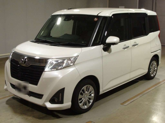 TOYOTA ROOMY 2016