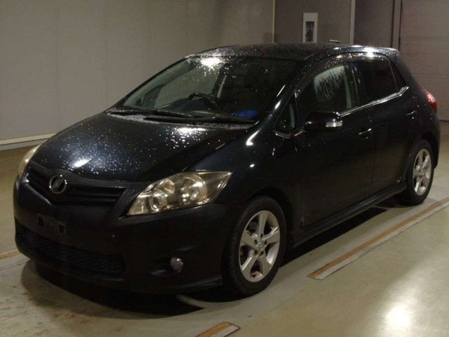 TOYOTA AURIS 2010