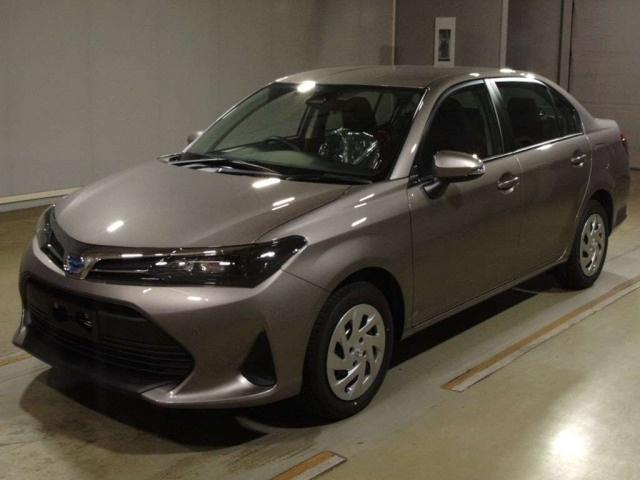 TOYOTA COROLLA AXIO 2025
