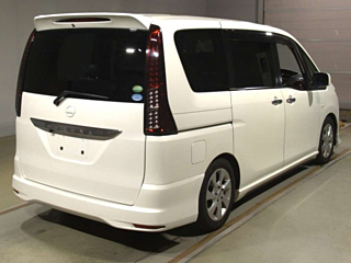 NISSAN SERENA 2013